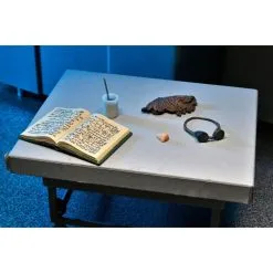 NECA Universal Monsters Ultimate The Invisible Man Action Figure 18cm -Goedkope Action figures winkel neca neca04818 universal monsters ultimate the invisible man action fi 10